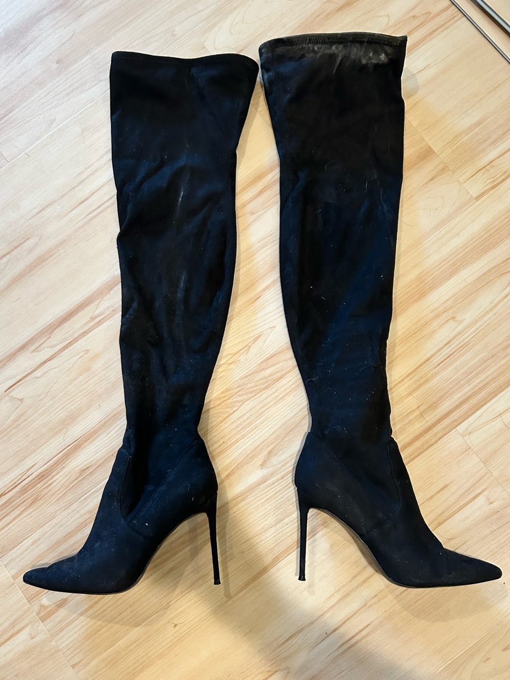 GUC Steve Madden vava over the knee black boots